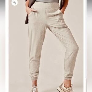Athleta Brooklyn textured joggers size 24 new with tags